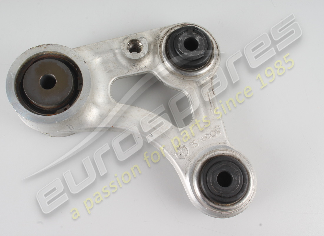 bras de levier lamborghini utilisé. numéro de pièce 470413127 (2)