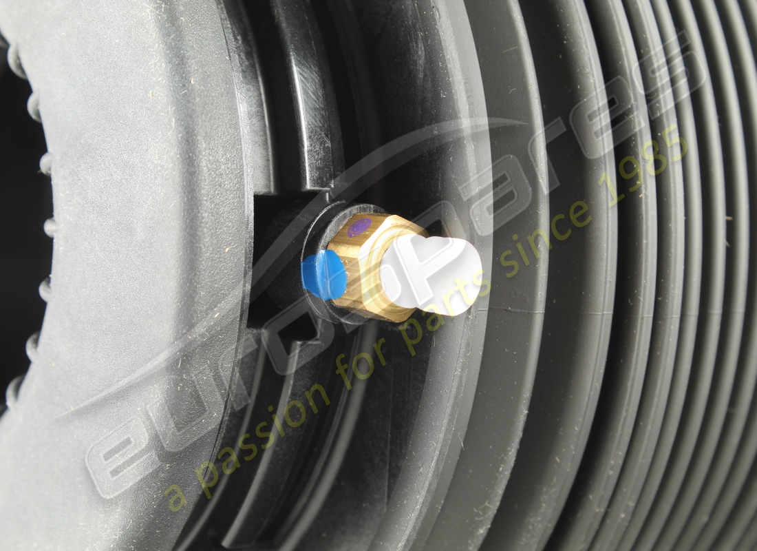 NOUVEAU RESSORT PNEUMATIQUE ARRIÈRE MASERATI. RÉFÉRENCE 670100715 (5) nouveau ressort pneumatique arrière maserati. référence 670100715 (5)