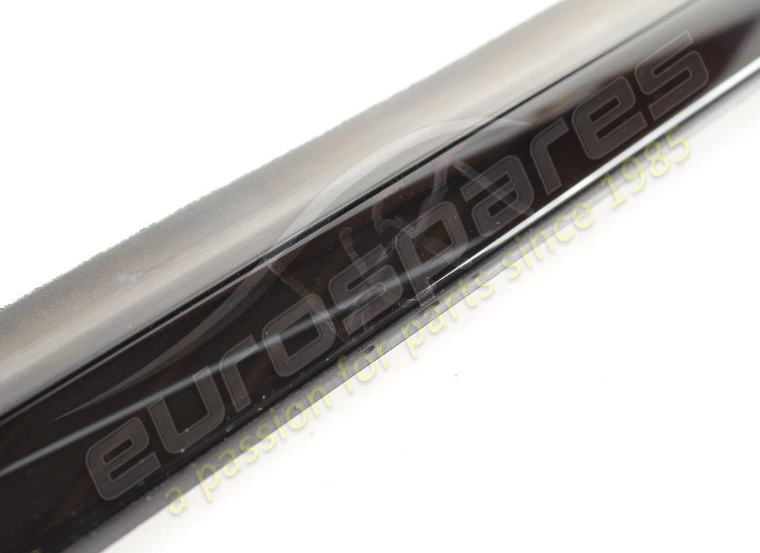 joint de grattoir de vitre extérieure gauche d'occasion maserati. numéro de pièce 82076100 (3)
