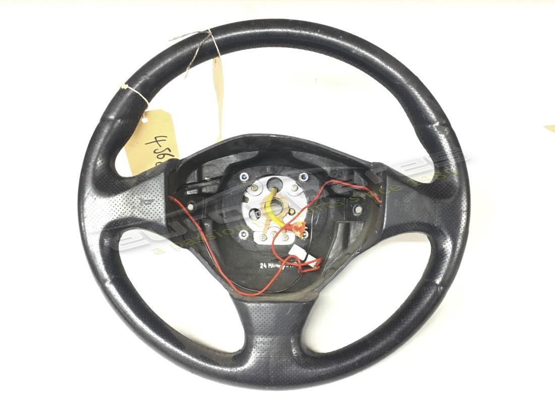 VOLANT Ferrari UTILISÉ EN NOIR AVEC COUTURES ROUGES. NUMÉRO DE PIÈCE 157313A (1)