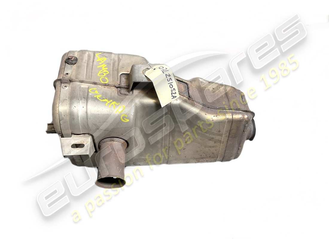 silencieux lamborghini utilisé. numéro de pièce 07l251052a (2)