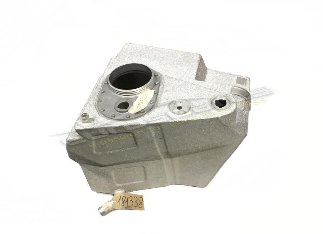 nouveau réservoir de carburant droit ferrari. numéro de pièce 181338 (1)