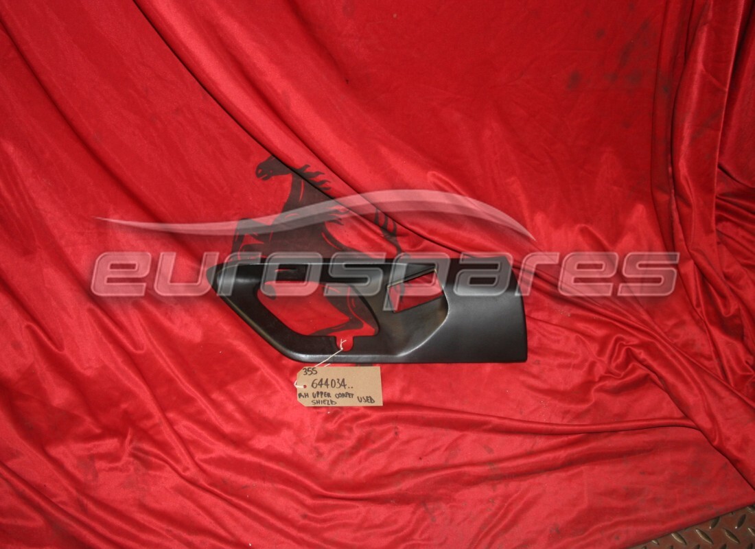 UTILISÉ Ferrari BOUCLIER DE TAPIS SUPÉRIEUR DROIT. NUMÉRO DE PIÈCE 644034.. (1)