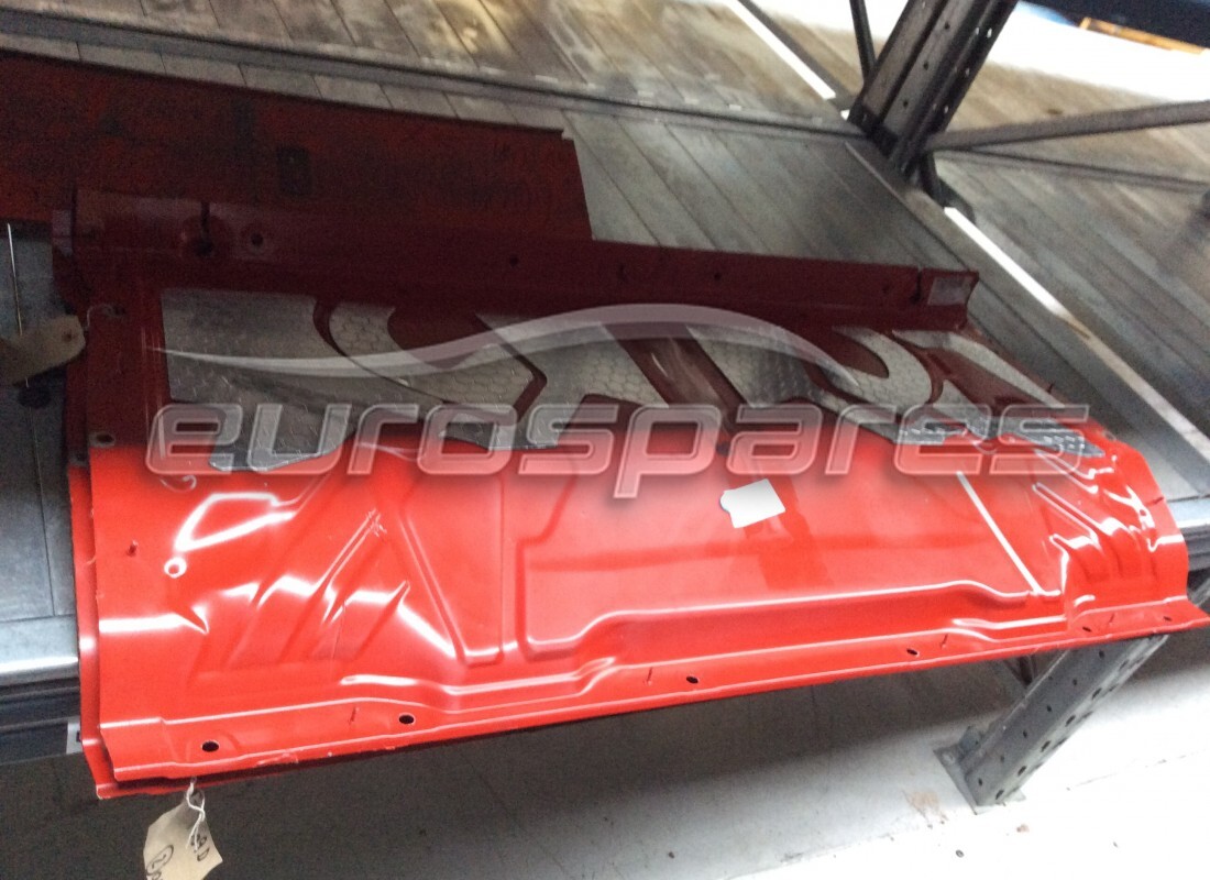 baignoire de toit ferrari utilisée. numéro de pièce 82997000 (1)