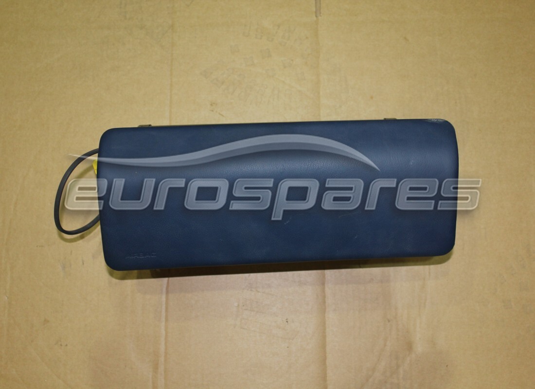 nouveau ferrari airbag côté passagers complètement couvert. numéro de pièce 657736.. (1)