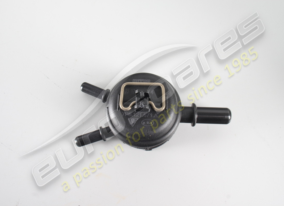 nouvelle vanne de purge porsche. numéro de pièce 7p5121671a (1)