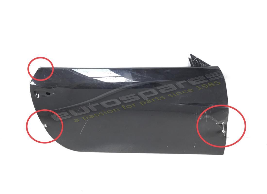 UTILISÉ Ferrari PORTE LATÉRALE DROITE COMPLÈTE . NUMÉRO DE PIÈCE 83207711 (1)