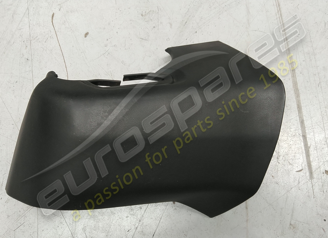GARNITURE DE PILIER CENTRAL SUPÉRIEUR DROIT Ferrari ENDOMMAGÉE. NUMÉRO DE PIÈCE 88028100 (1)