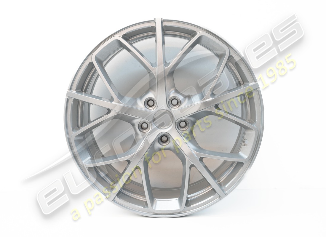 neuf ferrari genuine 20 forgé roues, finition peinture, argent étincelant. numéro de pièce 70004983 (2)