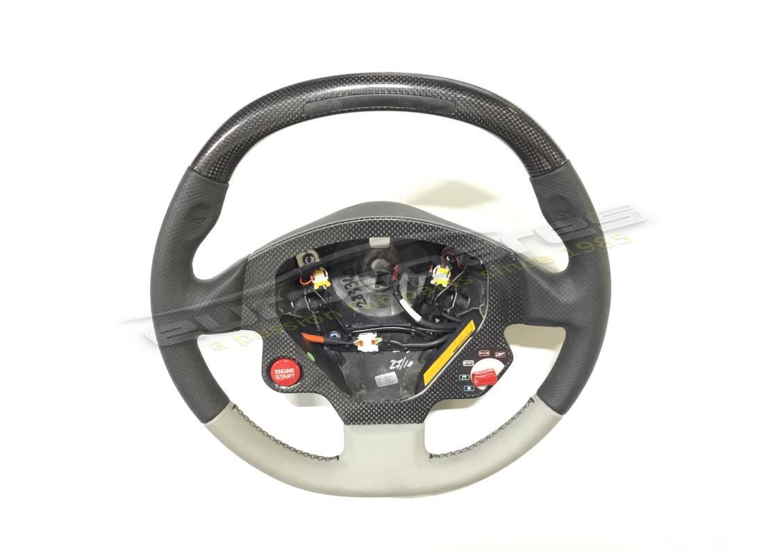 nouveau volant ferrari. numéro de pièce 80188500a (1)