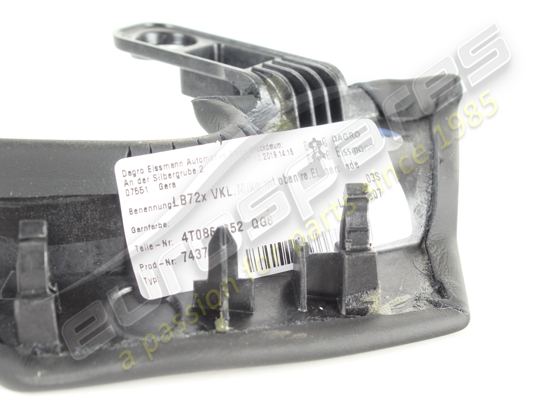 couverture utilisée de lamborghini. numéro de pièce 4t0863052 (5)