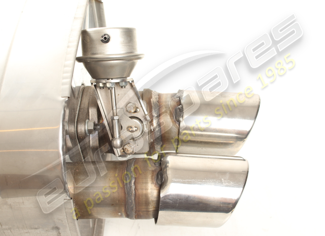 nouveau ferrari silenziatore posteriore sx. numéro de pièce 200998 (3)