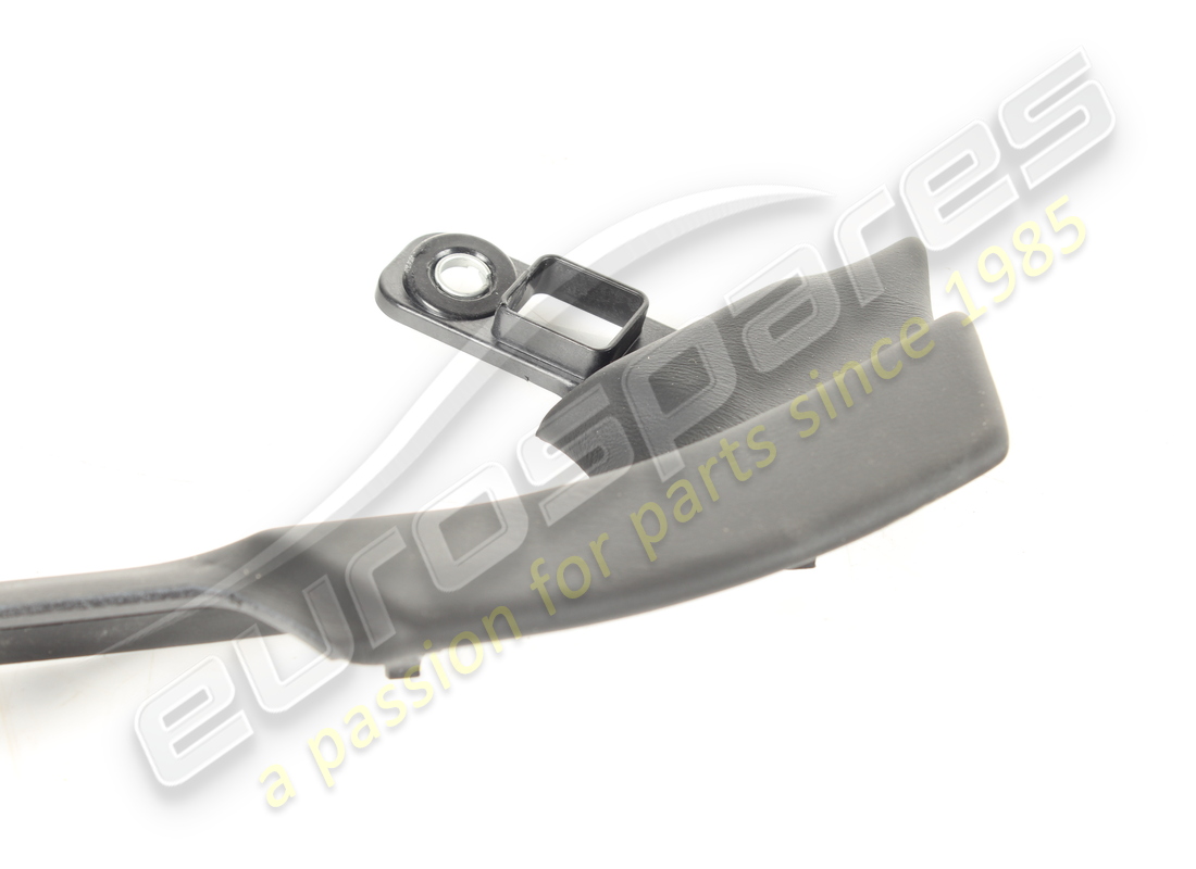 couverture utilisée de lamborghini. numéro de pièce 4t0863051 (2)