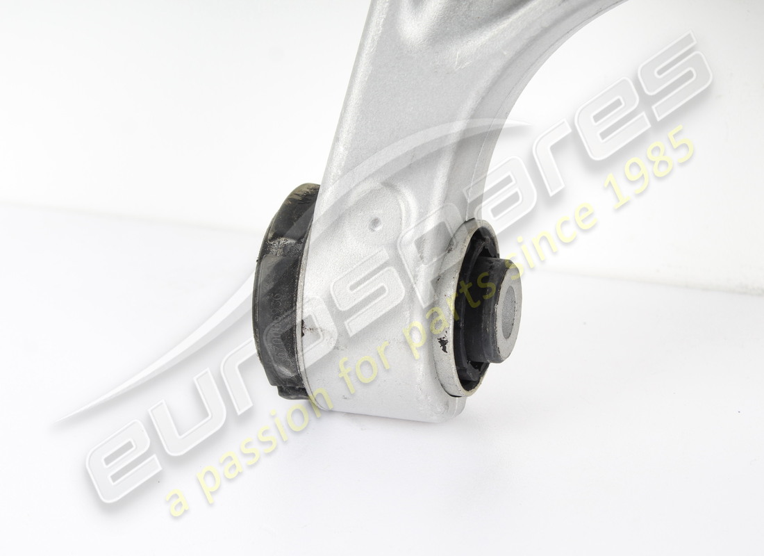 nouveau bras de suspension avant droit maserati. numéro de pièce 670107803 (3)