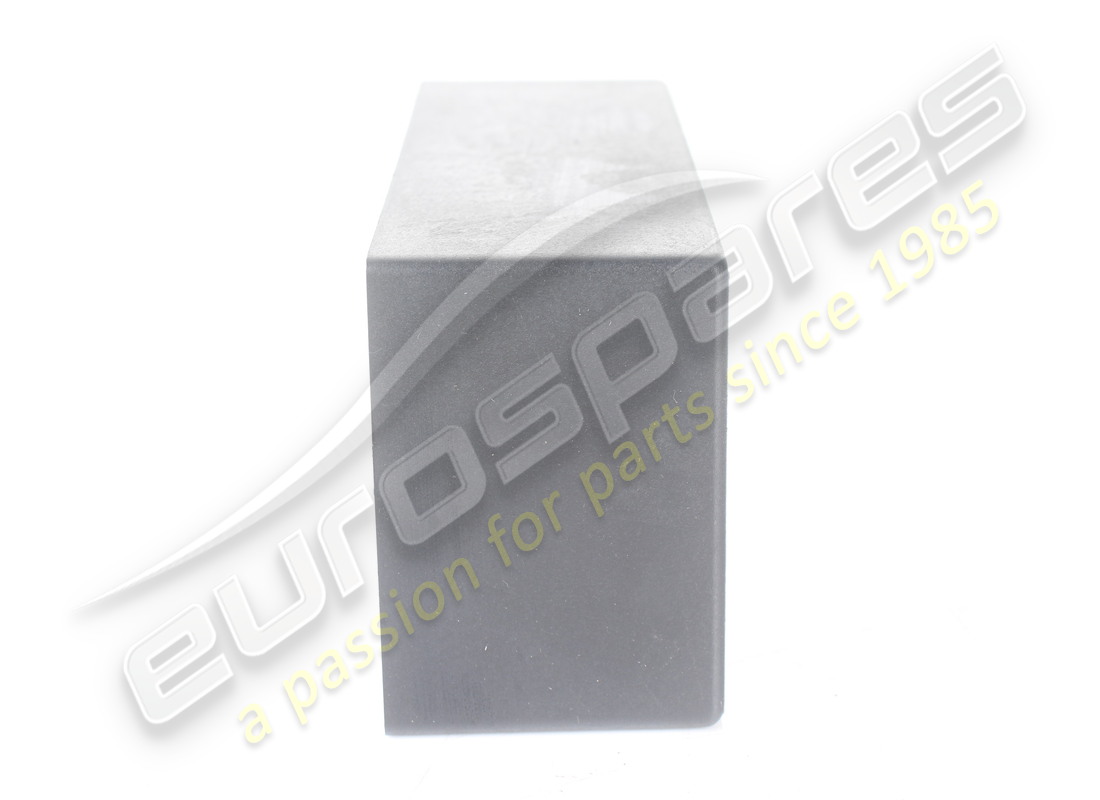 COUVERCLE DE CARTE RELAIS UTILISÉ FERRARI. NUMÉRO DE PIÈCE 127081 (2) couvercle de carte relais utilisé ferrari. numéro de pièce 127081 (2)