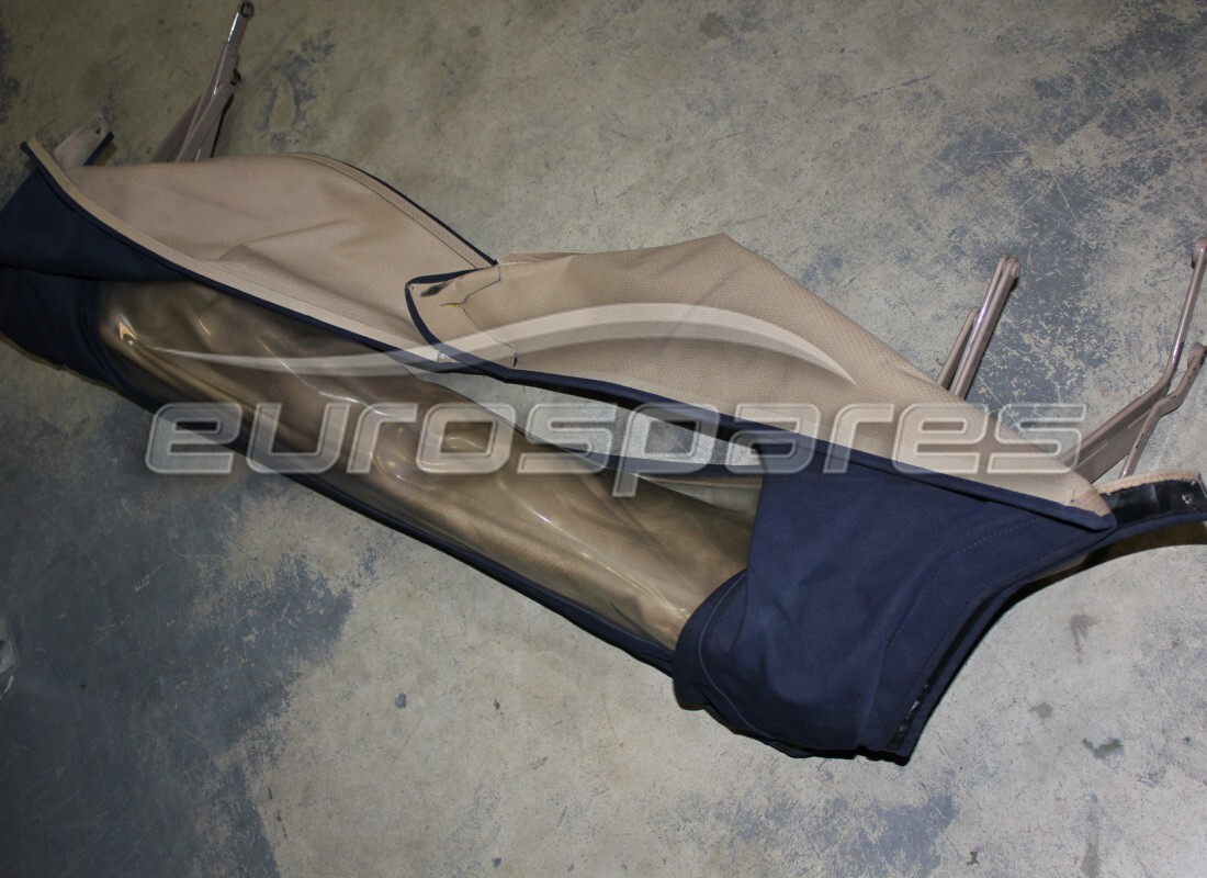 nouveau cadre supérieur ferrari avec couvercle bleu. numéro de pièce 61827200 (1)