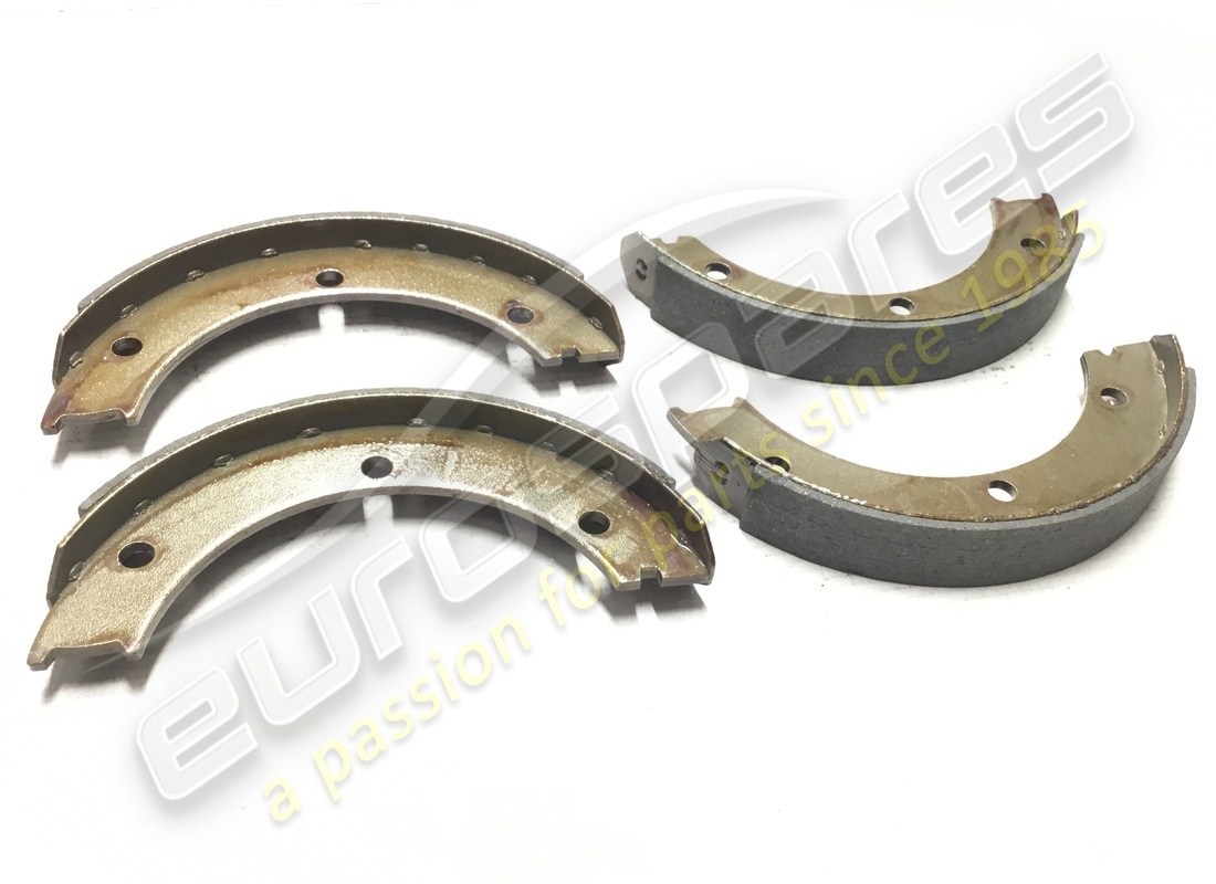 NOUVEAU KIT DE MACHOIRES DE FREIN À MAIN Eurospares (4 PCS.) . NUMÉRO DE PIÈCE 134847 (1)