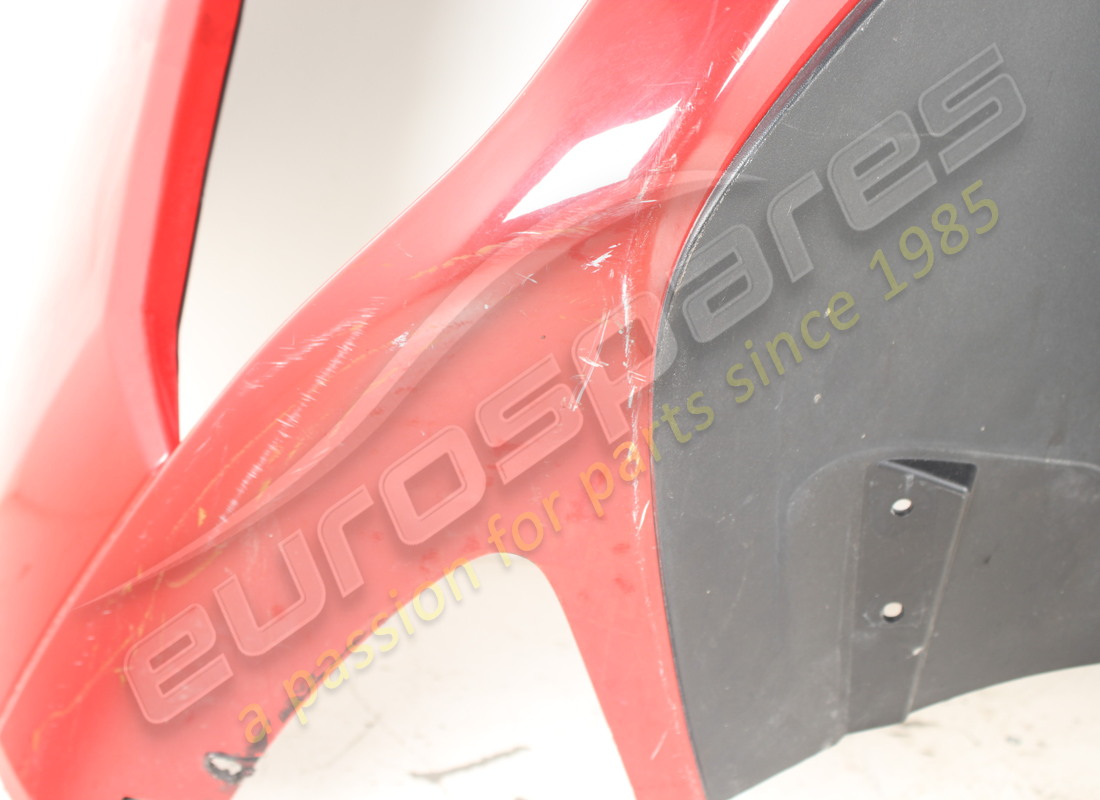 utilisé ferrari pare-choc arrière. numéro de pièce 84725710 (7)