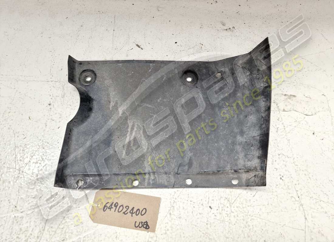 UTILISÉ Ferrari GARDE-GRAVIER AVANT DROIT. NUMÉRO DE PIÈCE 64902400 (1)