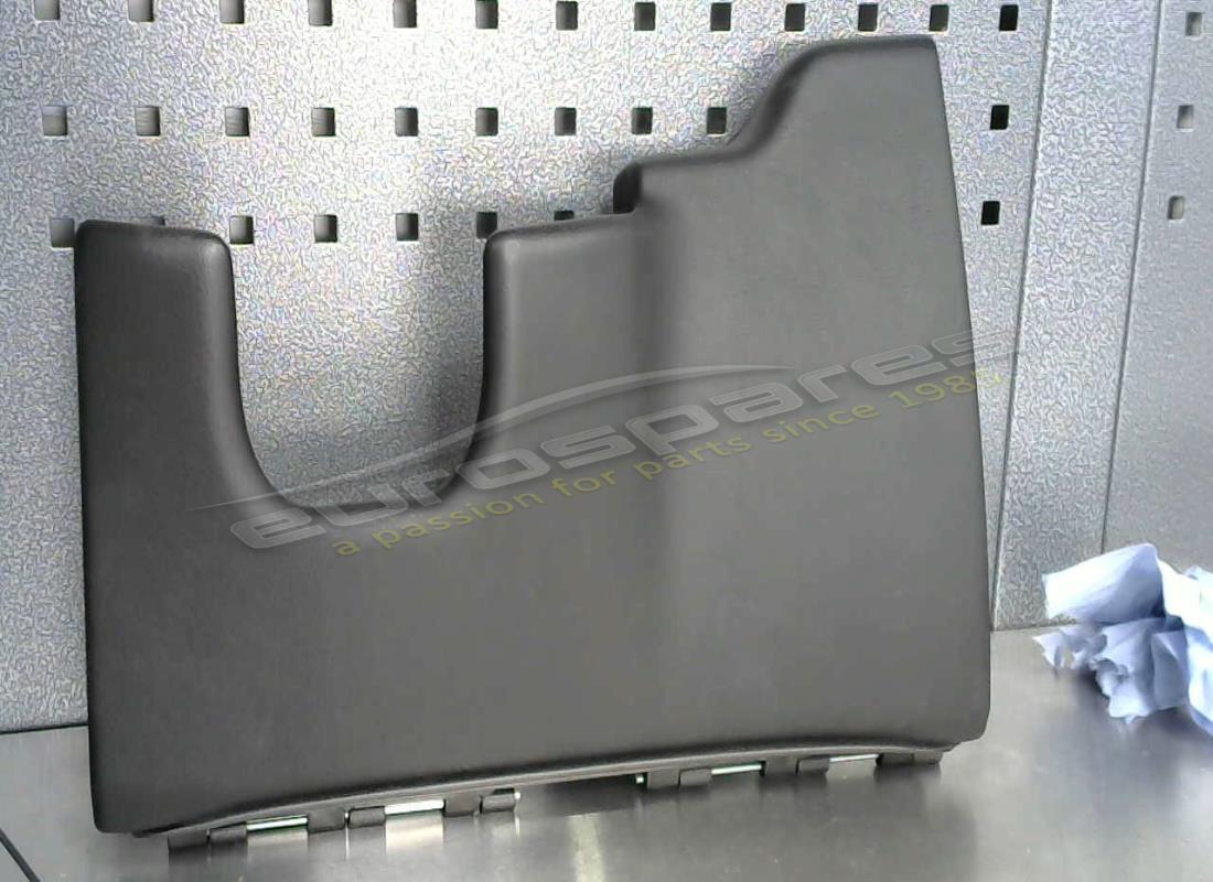 UTILISÉ Maserati PORTE DROITE COMPLÈTE . NUMÉRO DE PIÈCE 9816021.. (1)