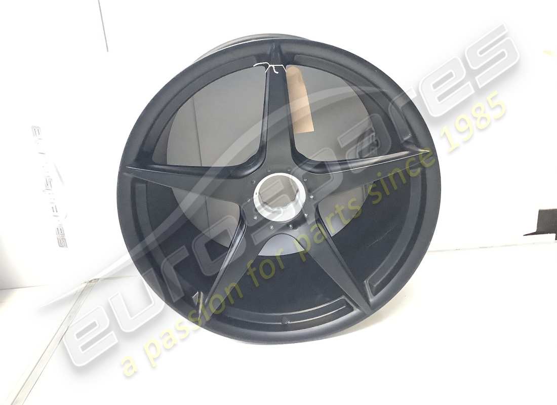 nouvelle roue arrière ferrari. numéro de pièce 300971 (1)