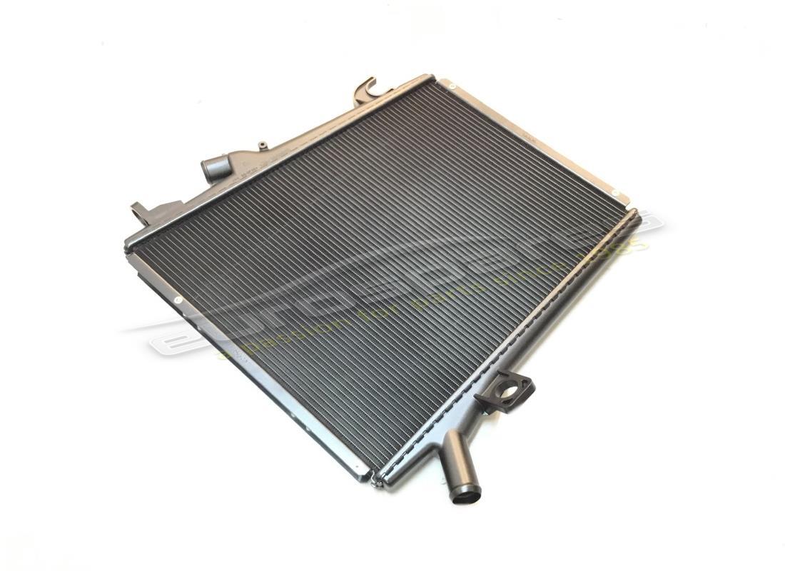 nouveau radiateur d'eau rh ferrari. numéro de pièce 270265 (1)