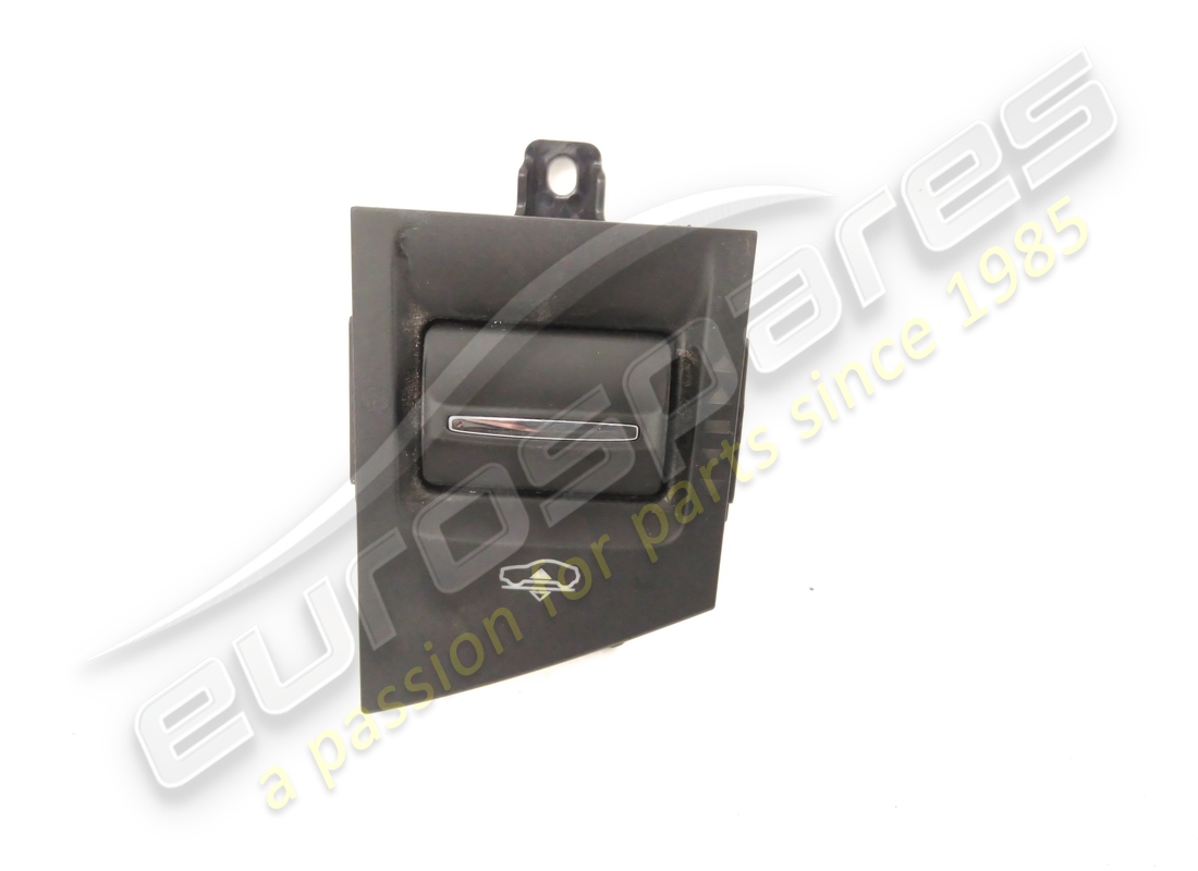 COMMUTATEUR DE COMMANDE DU SYSTÈME DE SUSPENSION PNEUMATIQUE Maserati UTILISÉ. NUMÉRO DE PIÈCE 670064672 (1)