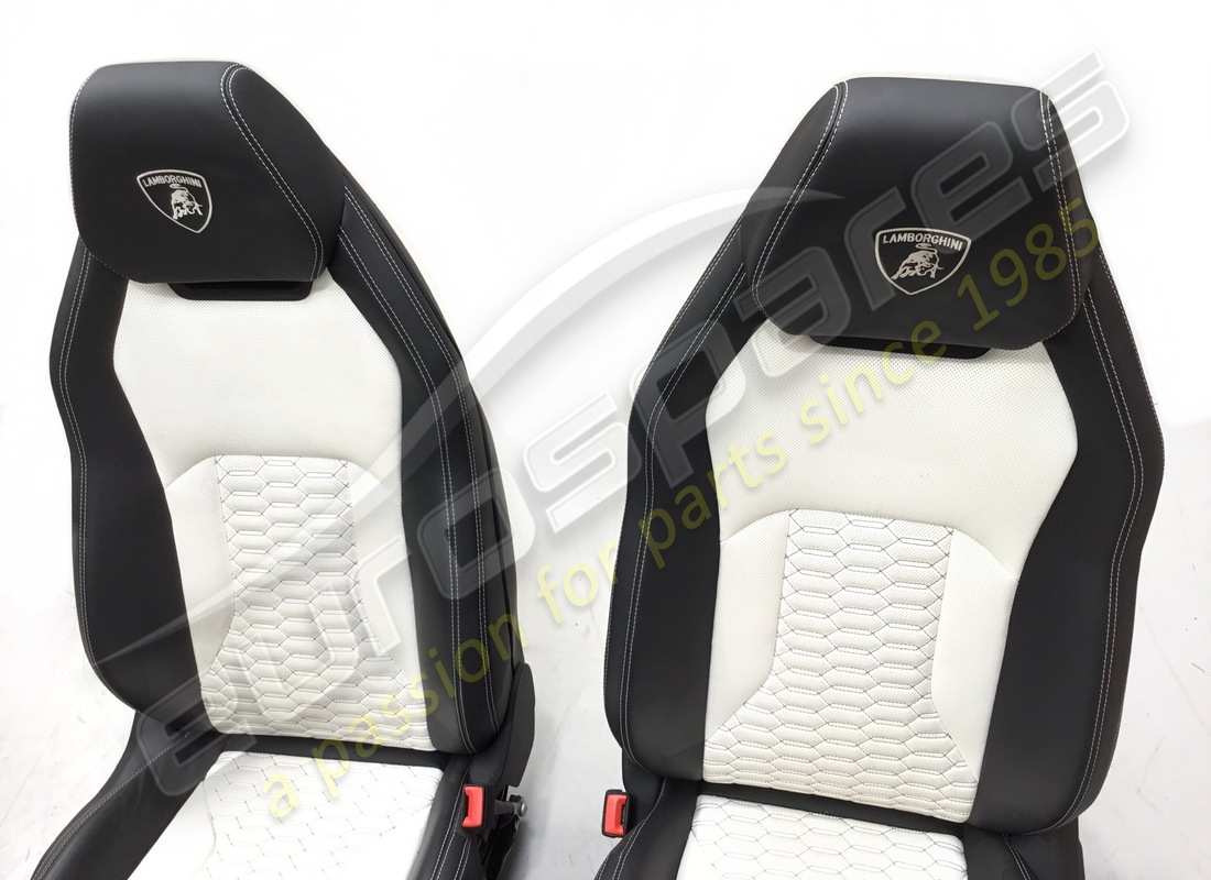 ensemble de sièges complet d'occasion eurospares urus. numéro de pièce eap1227394 (6)