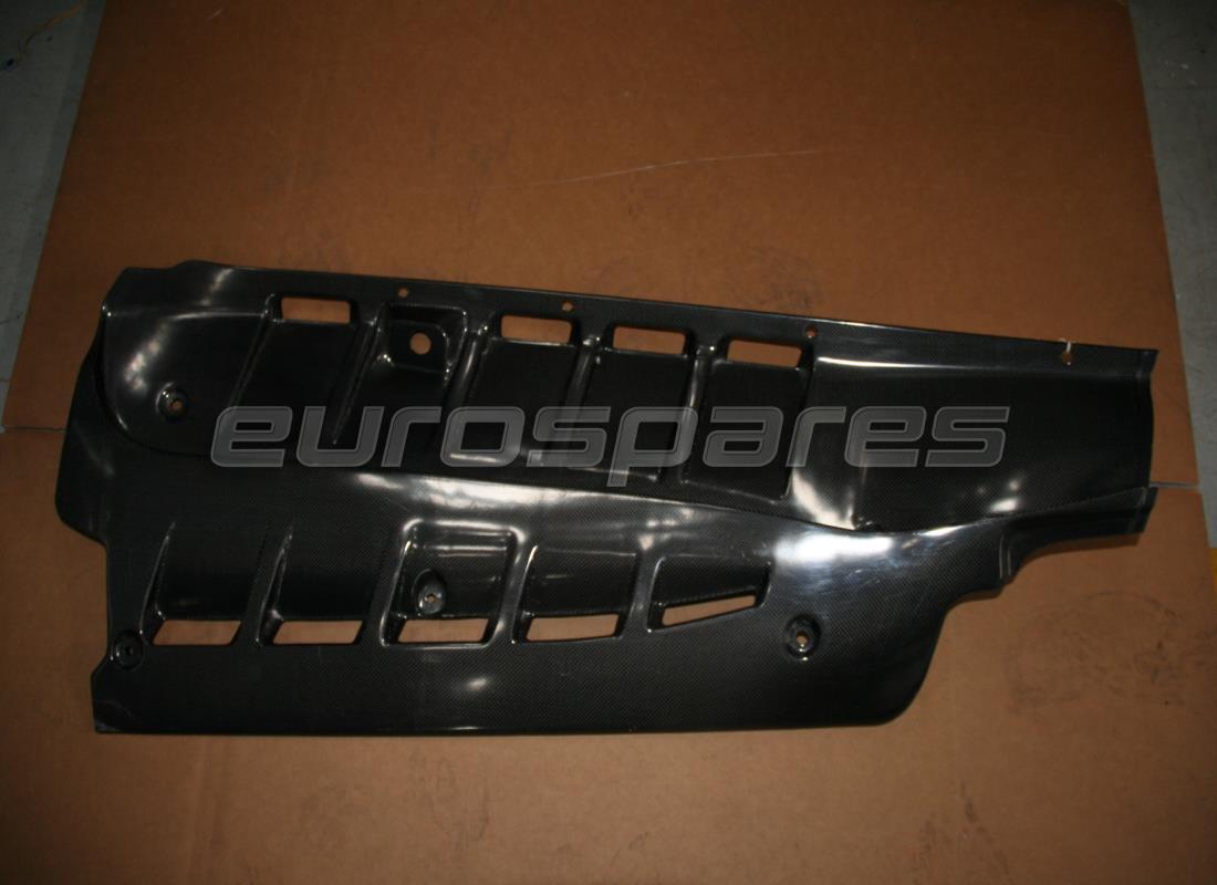UTILISÉ Ferrari PANNEAU AVANT DROIT - CARBONE PAN. NUMÉRO DE PIÈCE 68445300 (1)