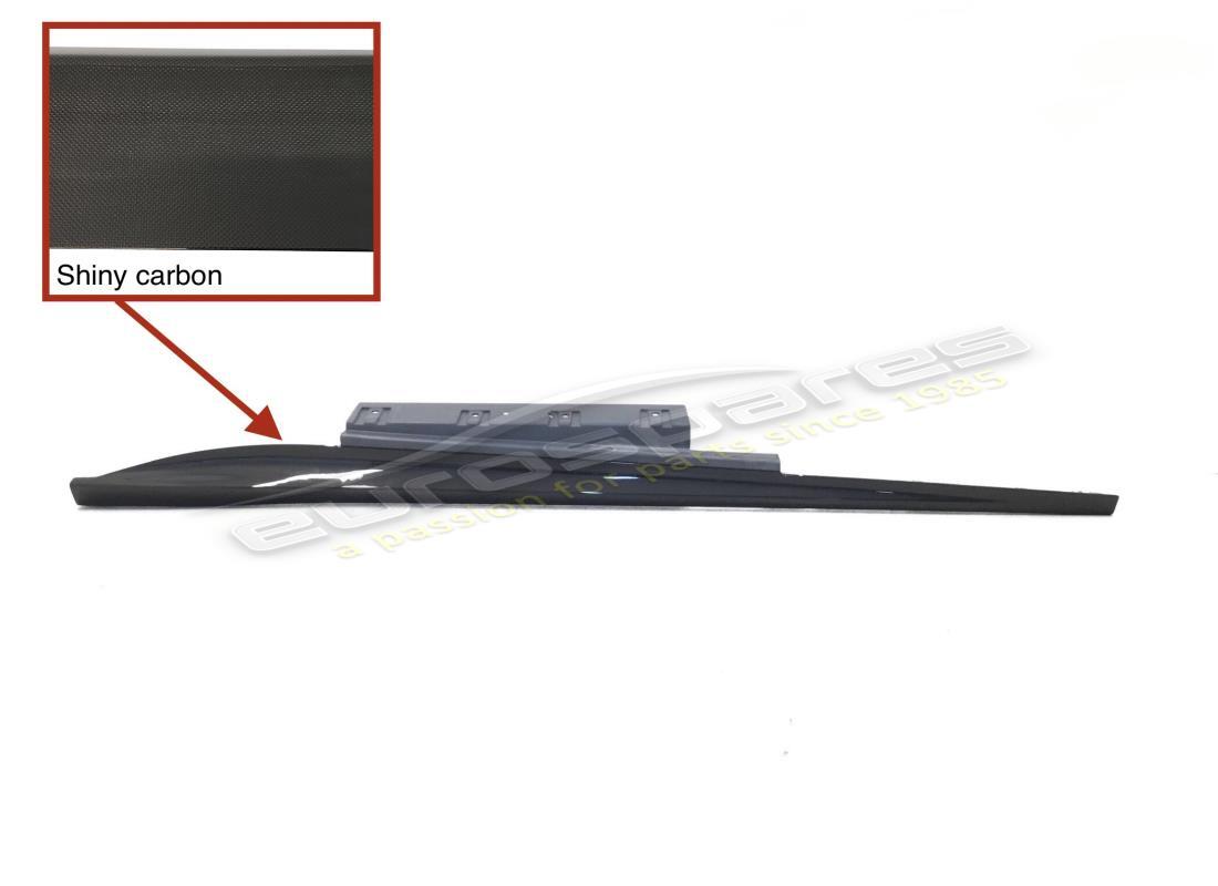 nouveau couvercle de seuil extérieur droit ferrari. numéro de pièce 84654300 (1)