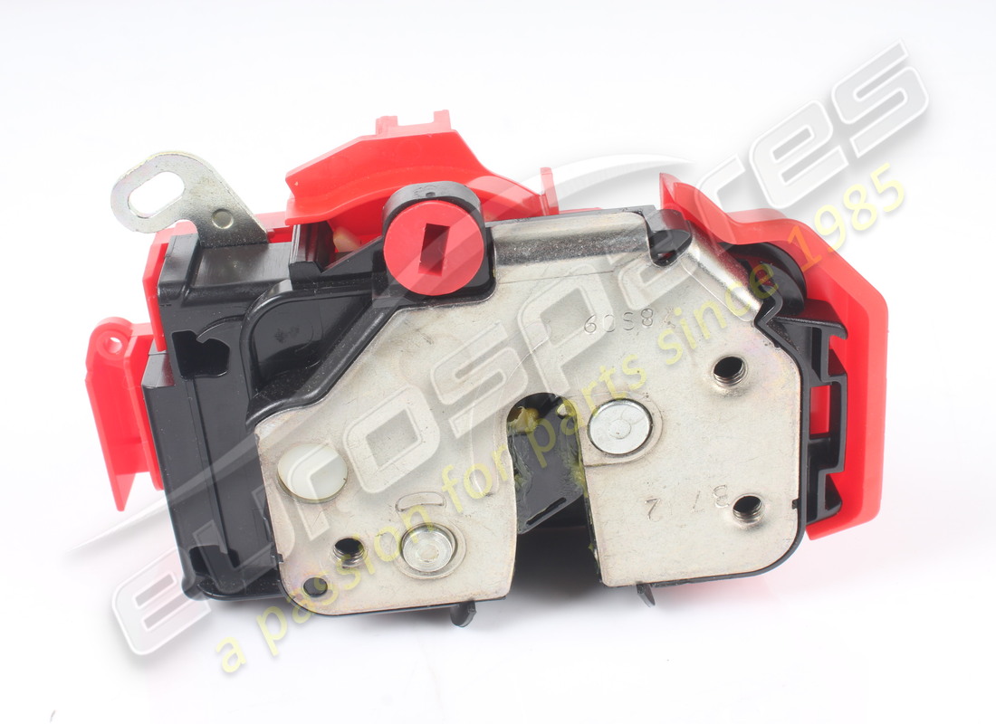 SERRURE DE PORTE GAUCHE D'OCCASION Ferrari - VALABLE POUR GD. NUMÉRO DE PIÈCE 81015700 (1) SERRURE DE PORTE GAUCHE D'OCCASION Ferrari - VALABLE POUR GD. NUMÉRO DE PIÈCE 81015700 (1)