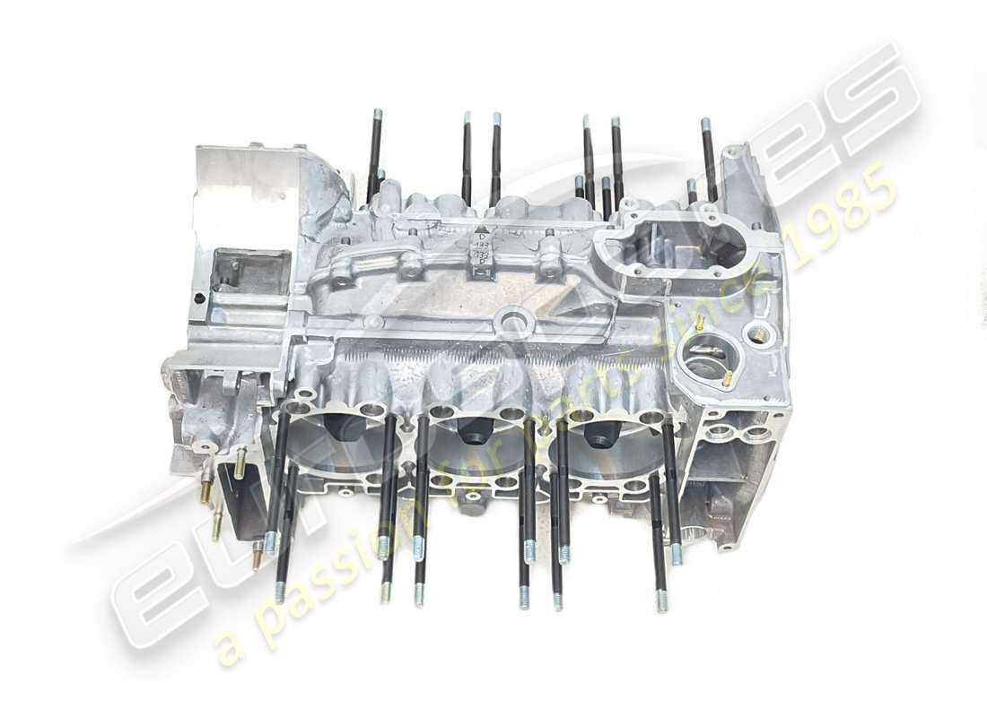 nouveau carter moteur porsche - complet - utiliser aussi :. numéro de pièce 99310100510 (1)