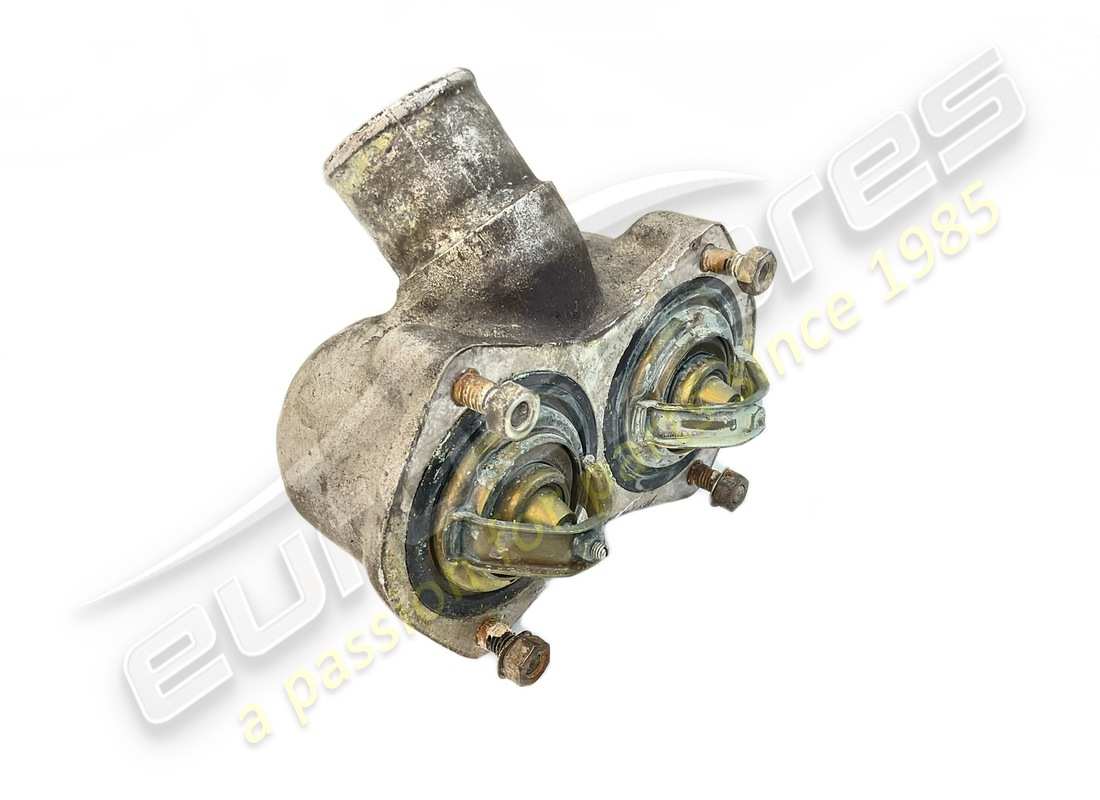 corps de thermostat ferrari utilisé. numéro de pièce 124145 (3)