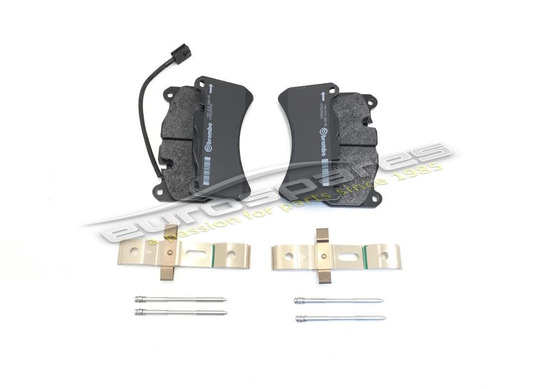 NOUVEAU KIT DE PLAQUETTES DE FREIN AVANT Maserati. NUMÉRO DE PIÈCE 673012041 (1)