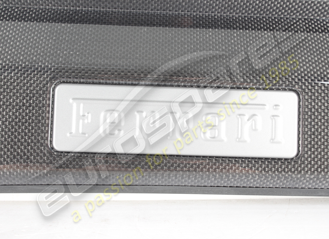 nouvelle plaque de pied gauche ferrari. numéro de pièce 68608800 (2)