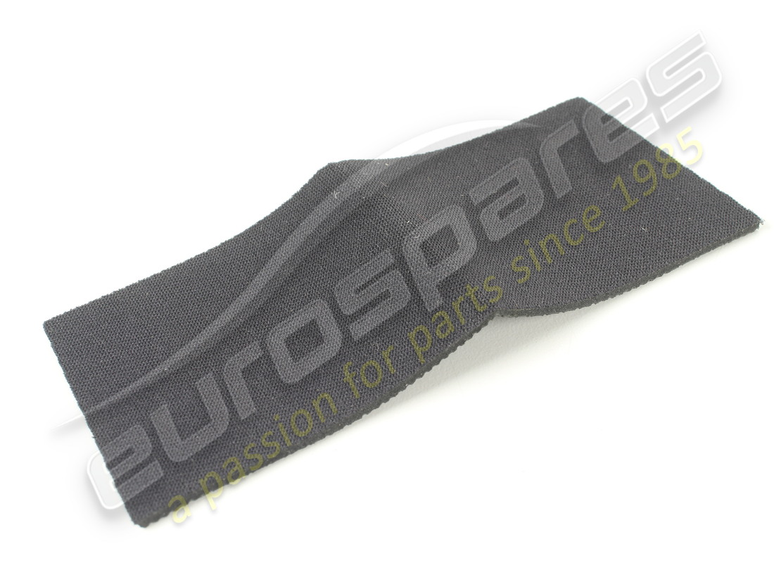nouveau tapis maserati. numéro de pièce 66241000 (2)