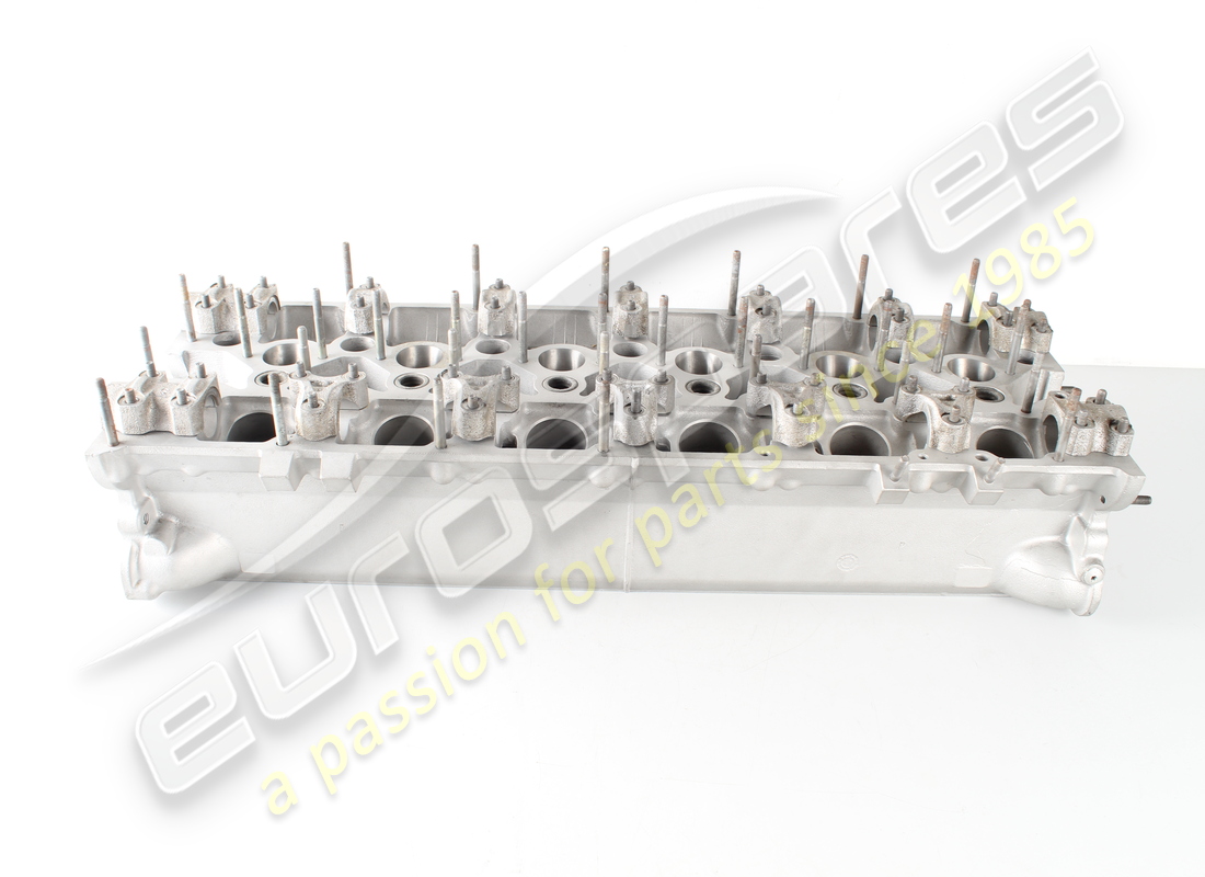 Culasse droite complète Ferrari reconditionnée. Numéro de pièce 113937 (1)