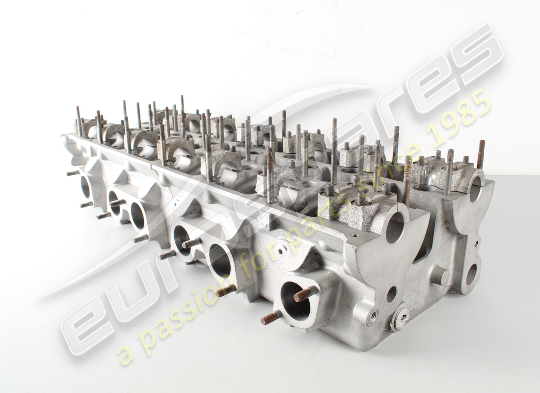 culasse droite complète ferrari reconditionnée. numéro de pièce 113937 (2)