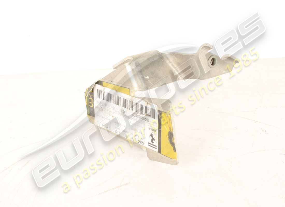 nouveau support de pare-chocs gauche ferrari. numéro de pièce 207175 (2)