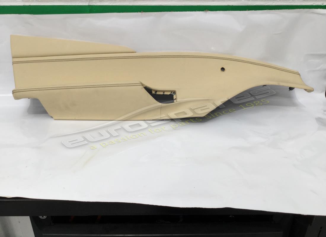 UTILISÉ Ferrari CARTE DE PORTE GAUCHE RHD. NUMÉRO DE PIÈCE 87051700 (1)