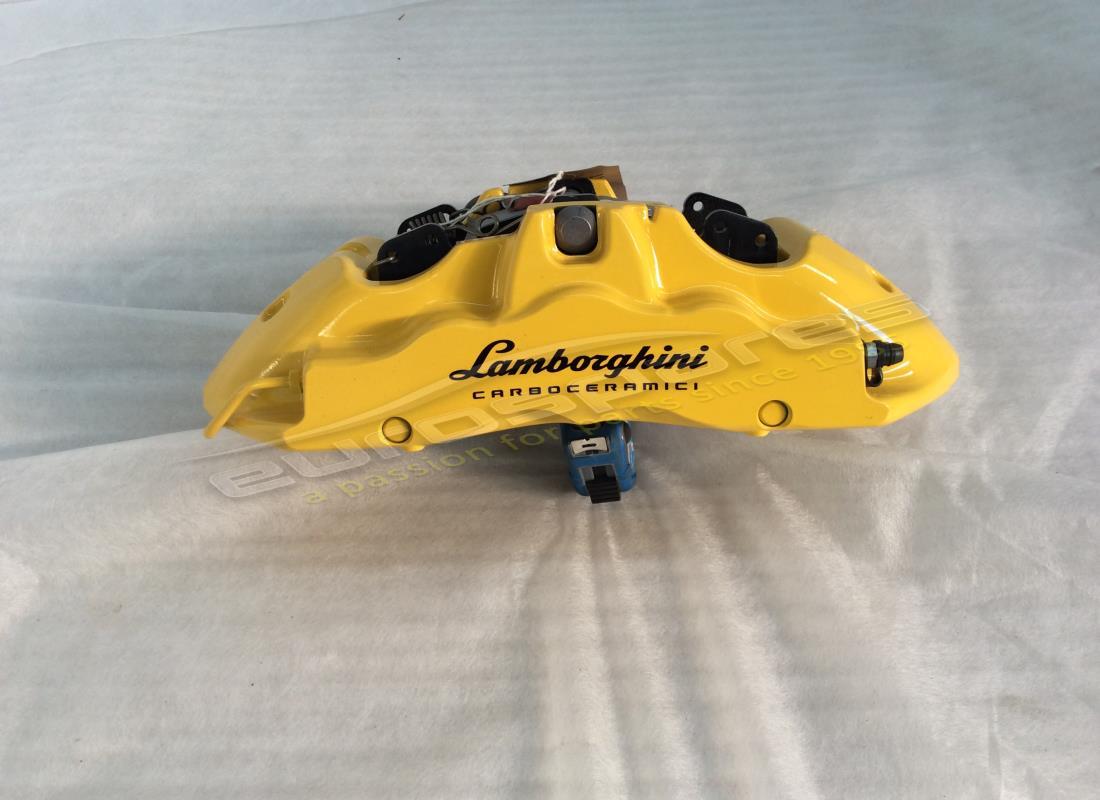 NOUVEL ÉTRIER AVANT Lamborghini EN JAUNE . NUMÉRO DE PIÈCE 4T0615106CB (1)