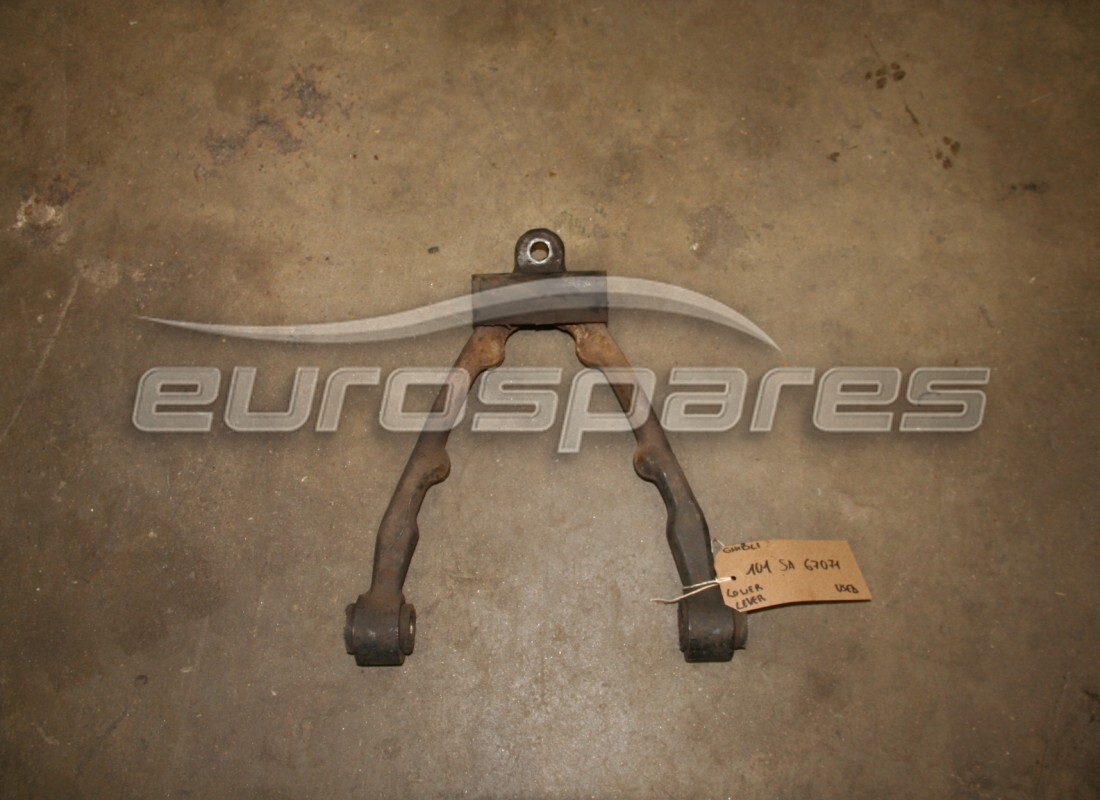 UTILISÉ Maserati BRACCIO INFERIORE COMPLETO DI BOCCOLE À GOMMA . NUMÉRO DE PIÈCE 101SA67071 (1)