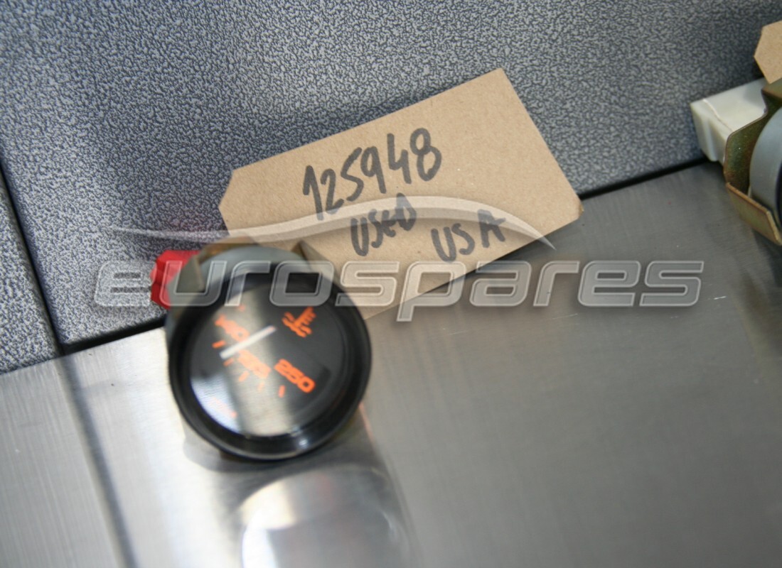 JAUGE DE TEMPÉRATURE D'EAU Ferrari UTILISÉE. NUMÉRO DE PIÈCE 125948 (1)