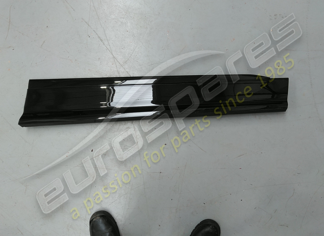 COUVERTURE DE Lamborghini UTILISÉE. NUMÉRO DE PIÈCE 4ML853960BY9B (1)