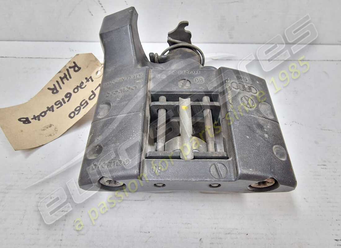 ÉTRIER DE FREIN Lamborghini UTILISÉ. NUMÉRO DE PIÈCE 420615404B (1)