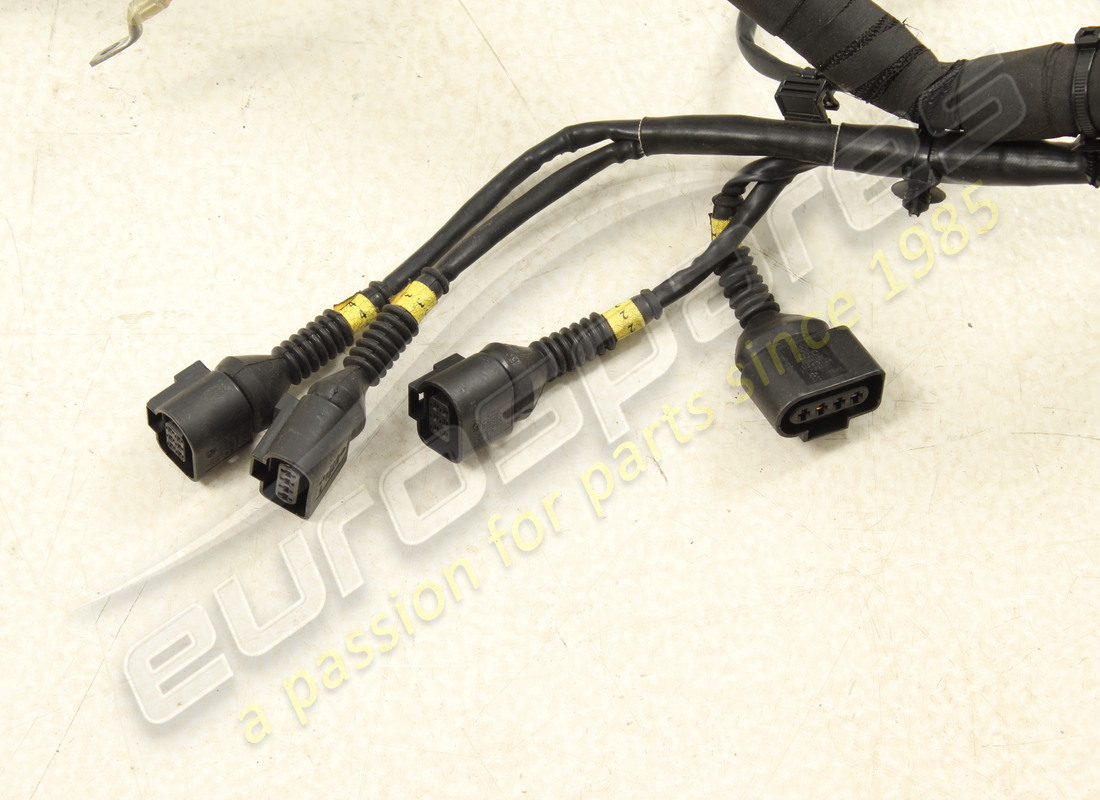 nouveau faisceau lamborghini, moteur rdw. numéro de pièce 470971072a (2)