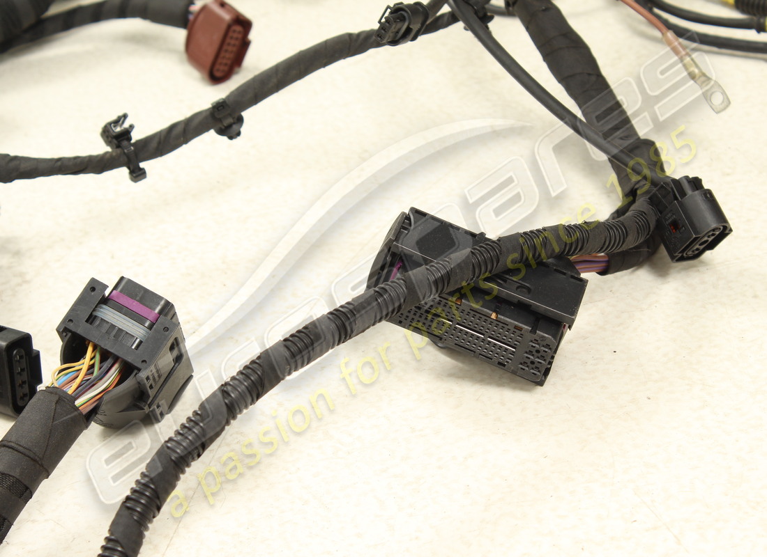 nouveau faisceau lamborghini, moteur rdw. numéro de pièce 470971072a (3)