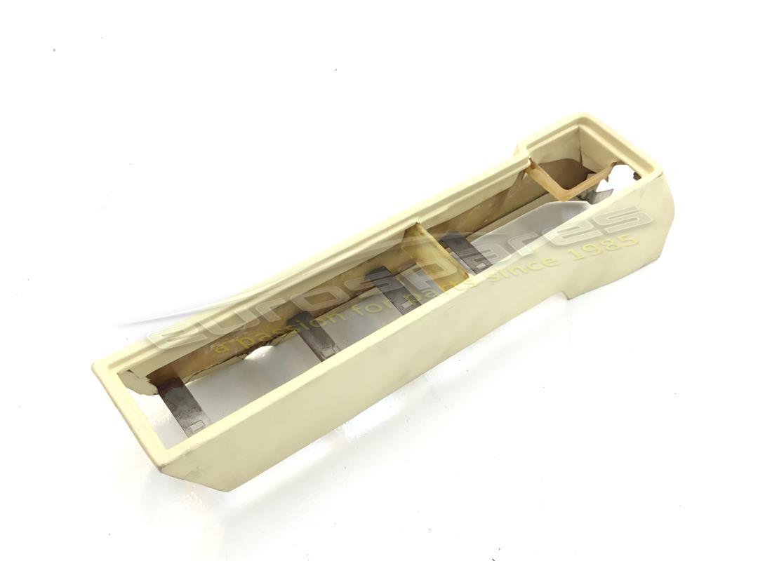 nouvelle ferrari crème de console centrale vm3997. numéro de pièce 63091804 (1)