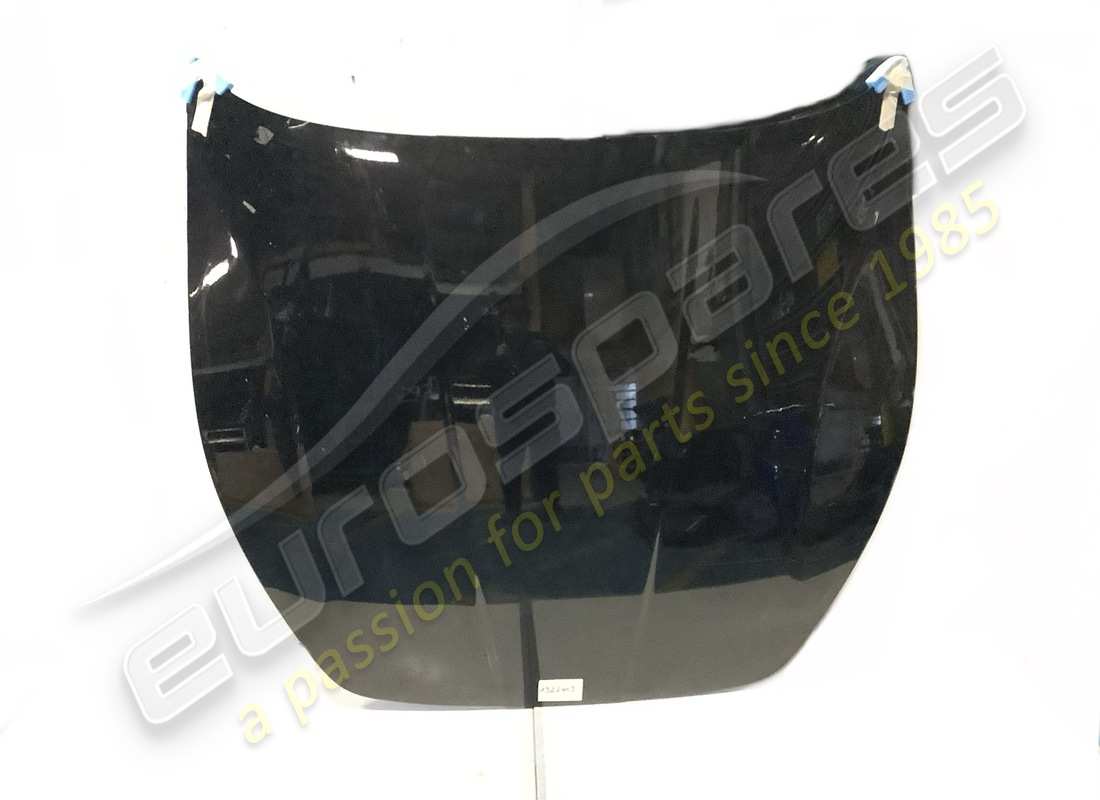 UTILISÉ Maserati CAPOT AVANT. NUMÉRO DE PIÈCE 68351700 (1)