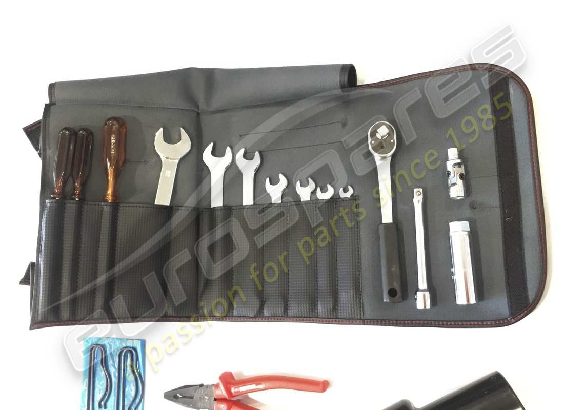nouveau kit d'outils ferrari complet. numéro de pièce 138669 (3)